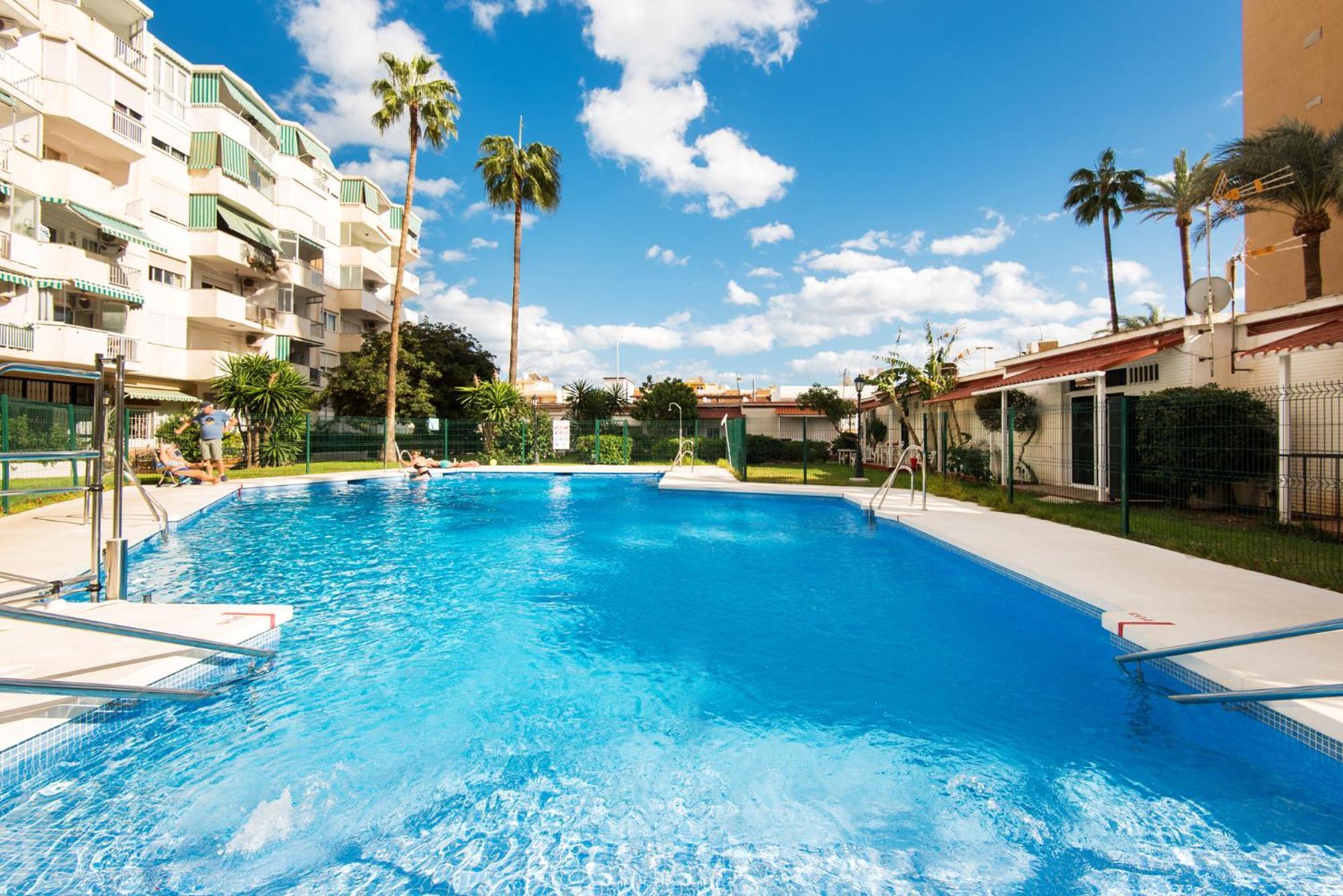 Aloha Torres Carihuela Lejlighed Torremolinos
